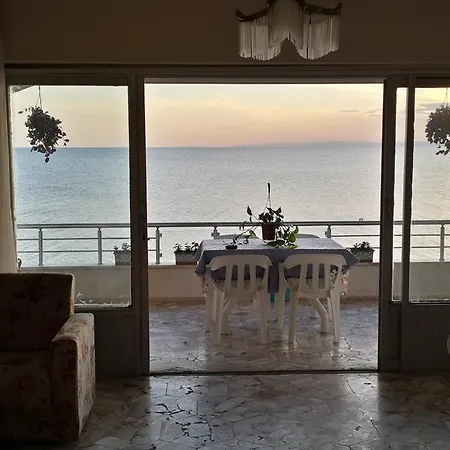 Apartamento Gunes Yali Türkeli